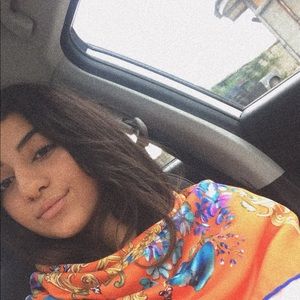 Meet your Posher, Bahar